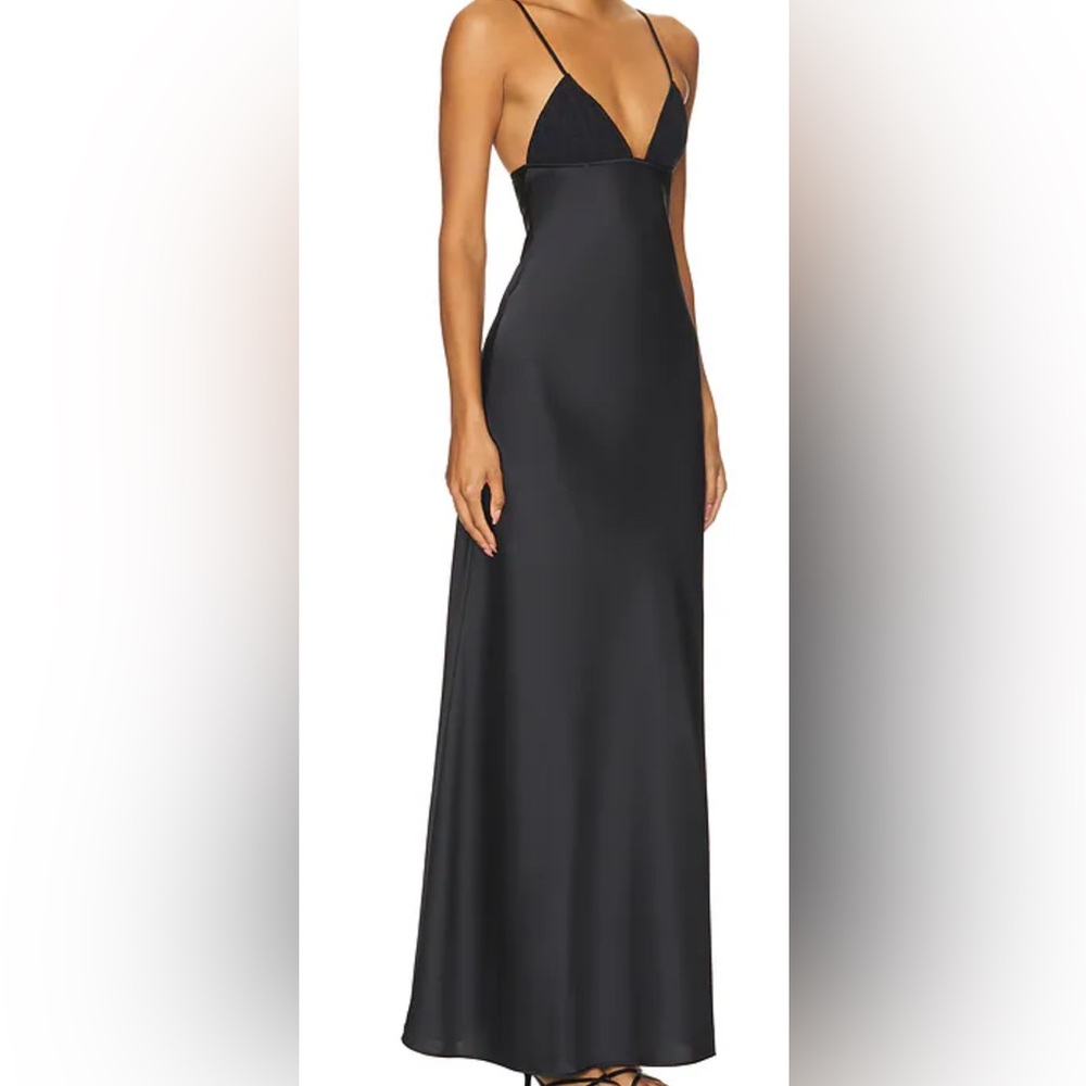 Elegant Black Lace Trim Nightgown